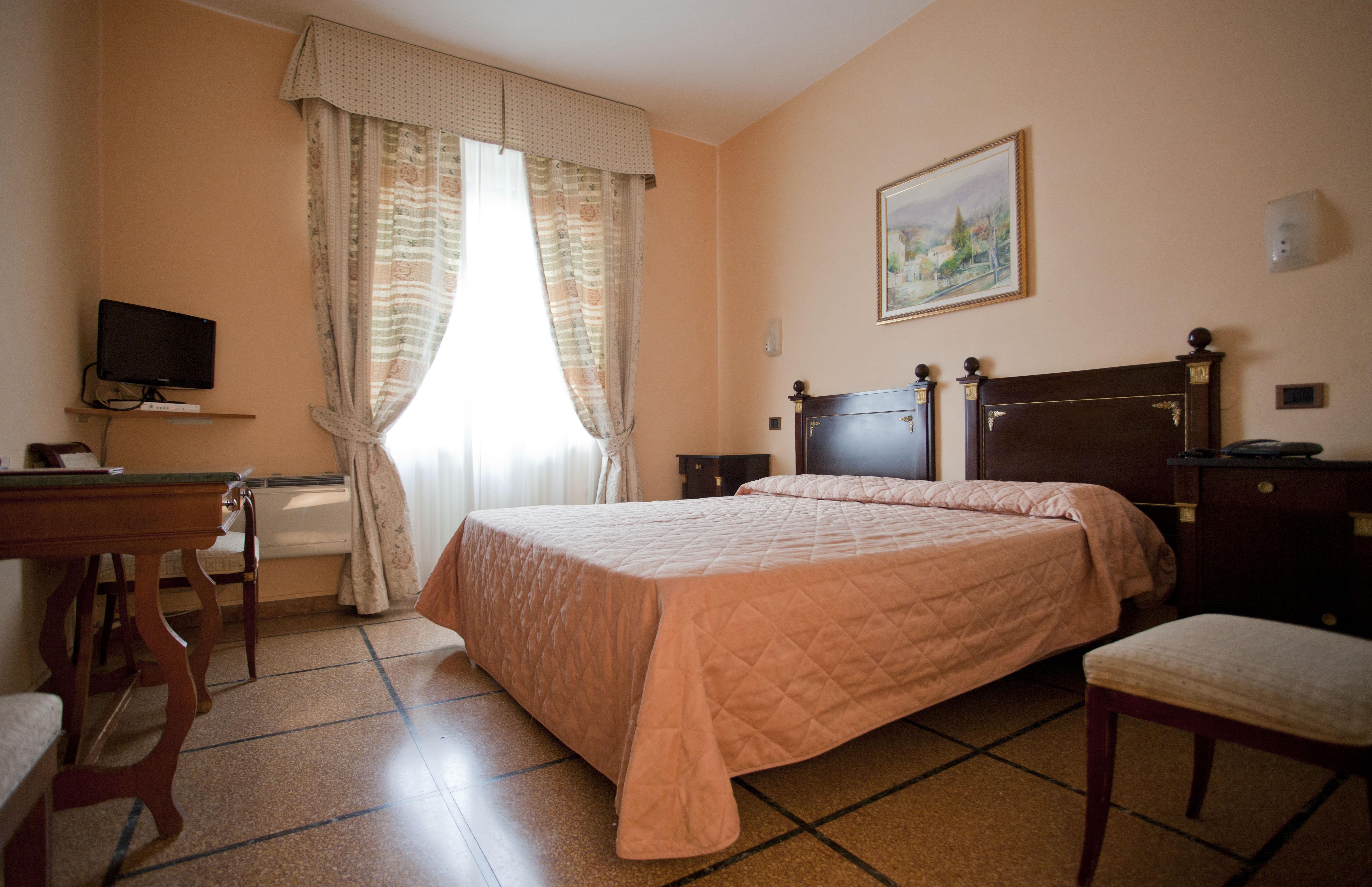 Hotel La Pace